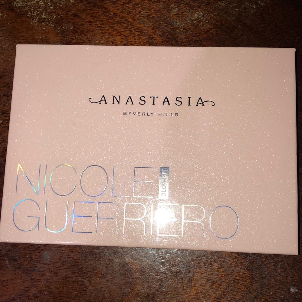 Anastasia Highlighting Palette